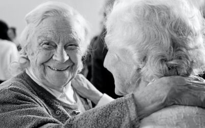 10 tips for talking to someone with Alzheimer’s